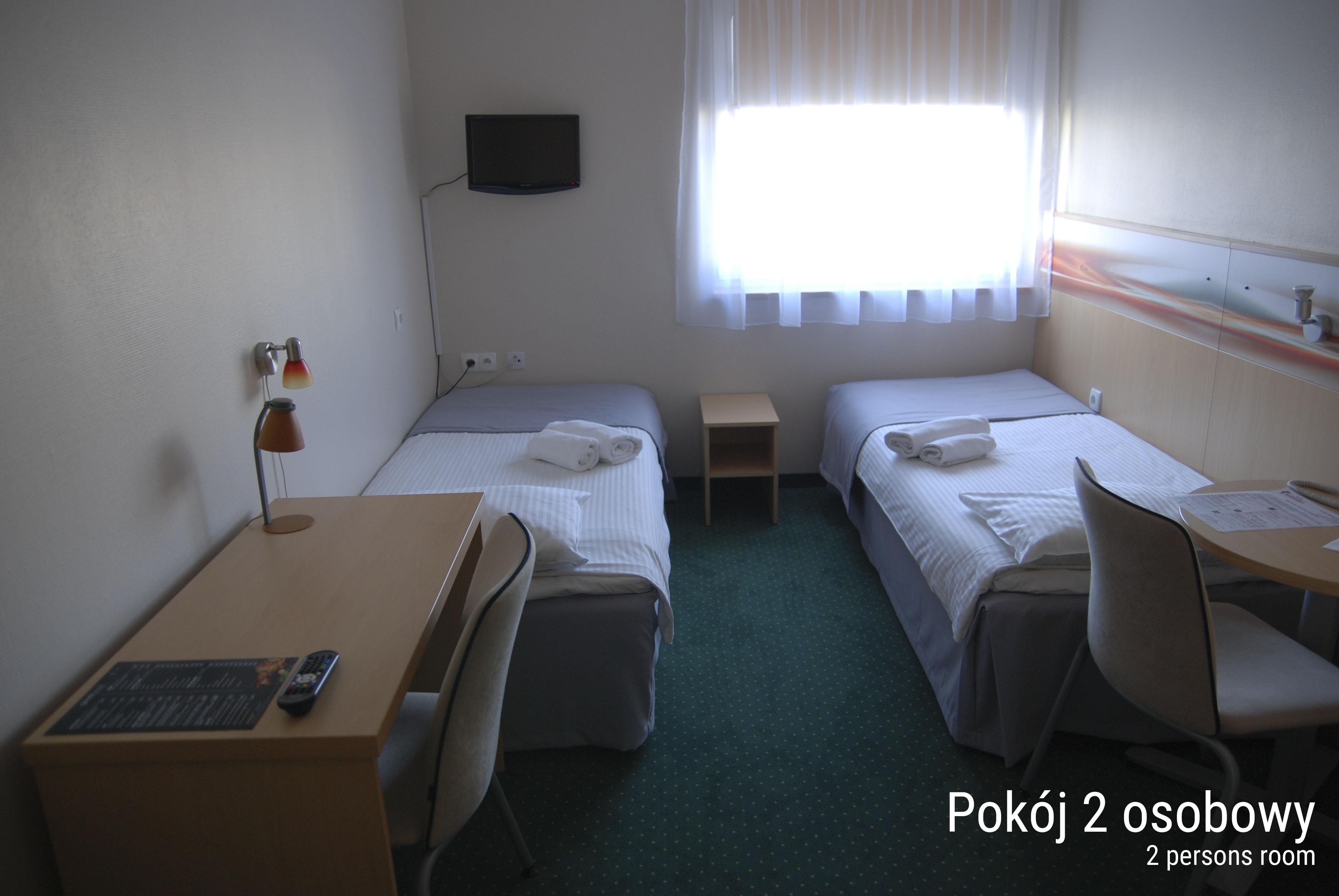 Economy Silesian Hotel Katowice Bagian luar foto