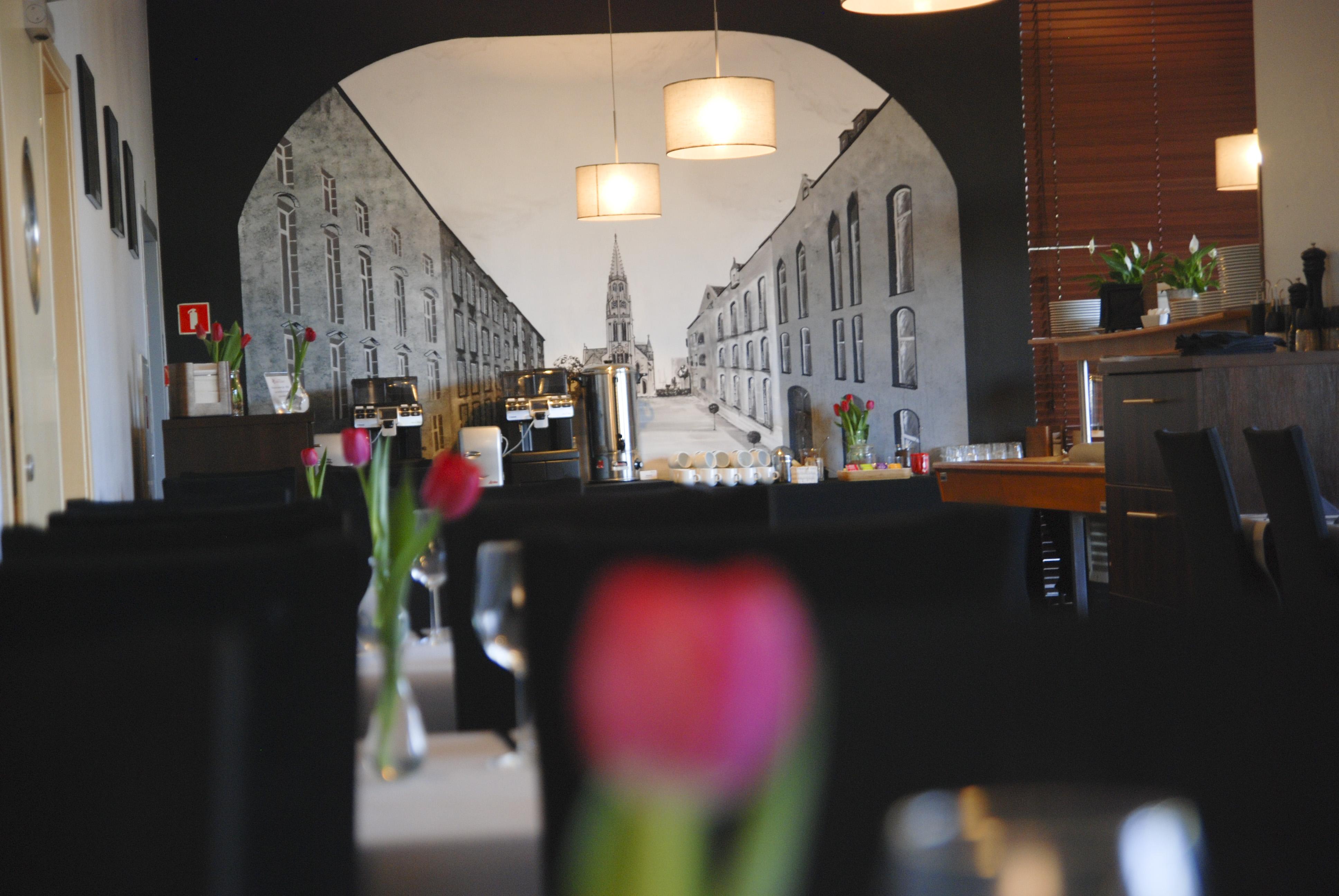 Economy Silesian Hotel Katowice Bagian luar foto