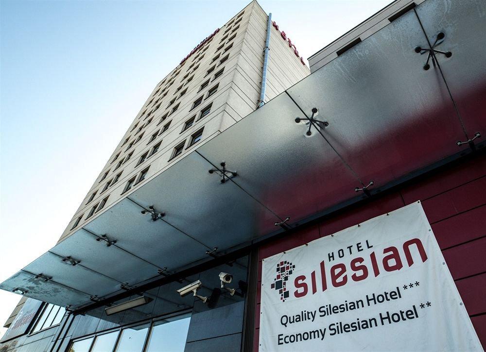 Economy Silesian Hotel Katowice Bagian luar foto